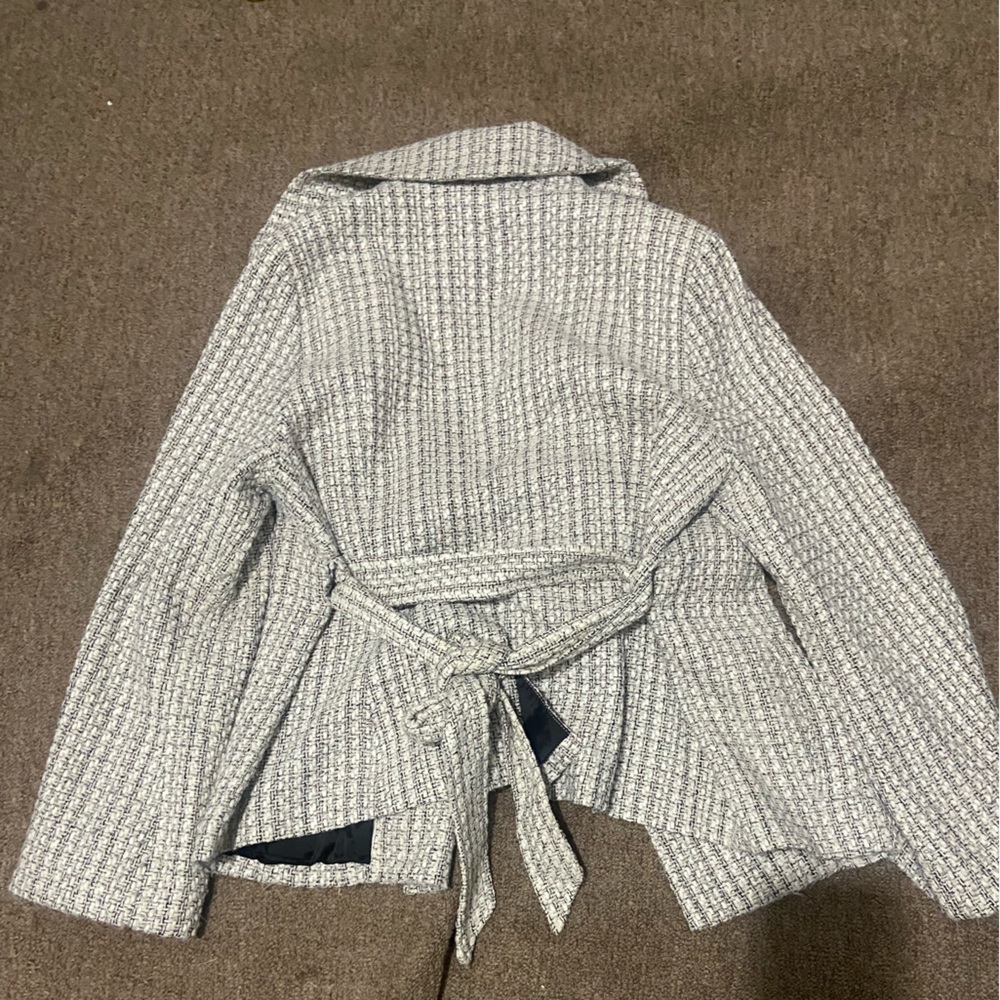 White House Black Market Coat - Picture 4 of 5